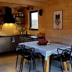 Pod Ostoja Gory Sowie Chalet *