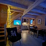 Pod Ostoja Gory Sowie Шале Lomnica (Walbrzych)