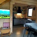 Pod Ostoją Góry Sowie Chalet *