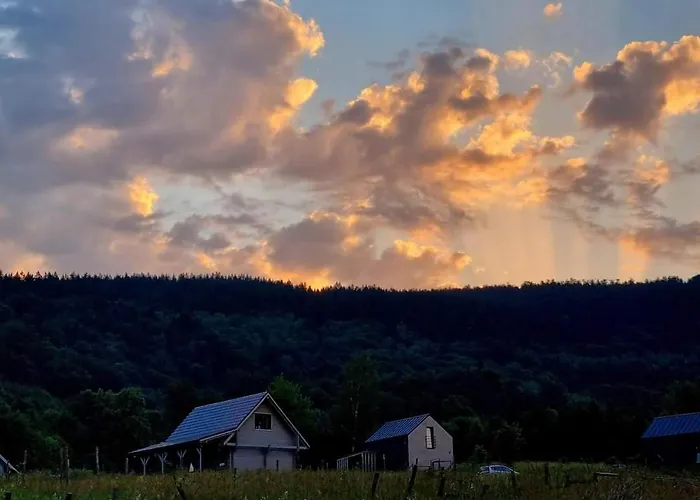 Pod Ostoja Gory Sowie Chalet *