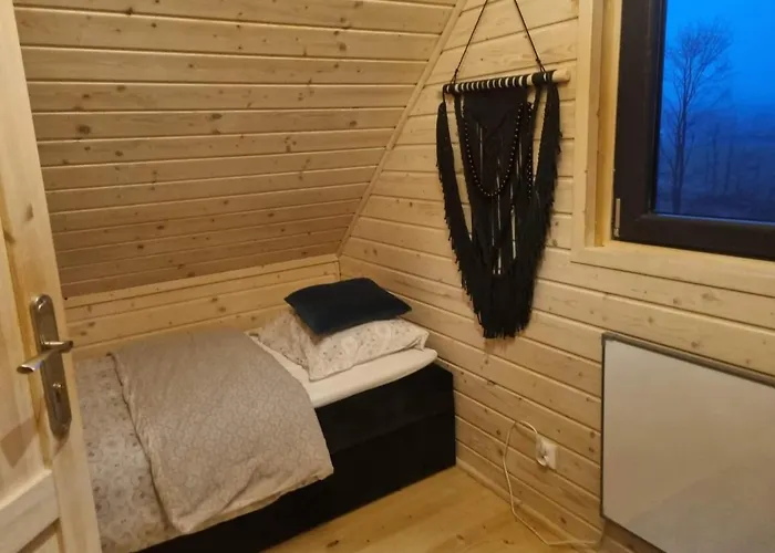 Chalet Pod Ostoja Gory Sowie Lomnica (Walbrzych)